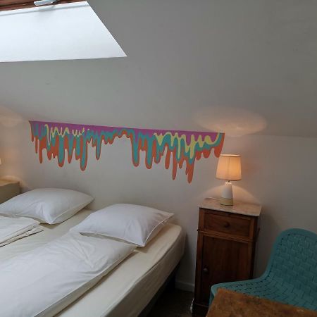 Cassis Hostel Экстерьер фото